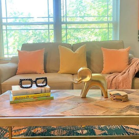 **Min Frm Dwntwn Fort Worth*Modern*Cozy*Townhome** Экстерьер фото